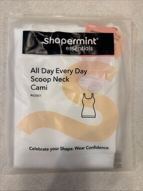 Shapermint White All Day Every Day Scoop Neck Cami